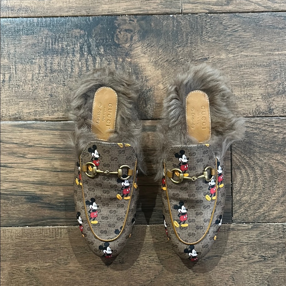 Gucci x Disney Mickey Mouse Fur Lined Princeton Mules Coated Canvas GG EU36 US 6 - Picture 2 of 10